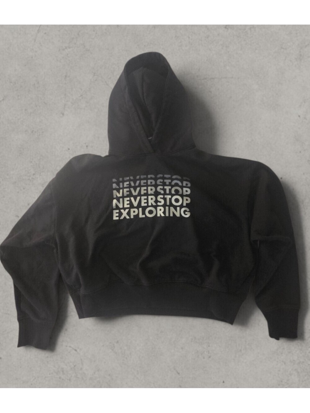 The North Face Women's Large Black Cropped Graphic Hoodie